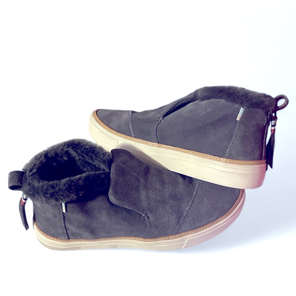 Toms Black Ankle Boots with Cream Sole